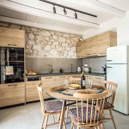 Βίλα Maria Vasilikos *