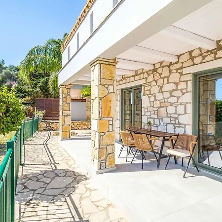 Maria Vasilikos Xirokástellon