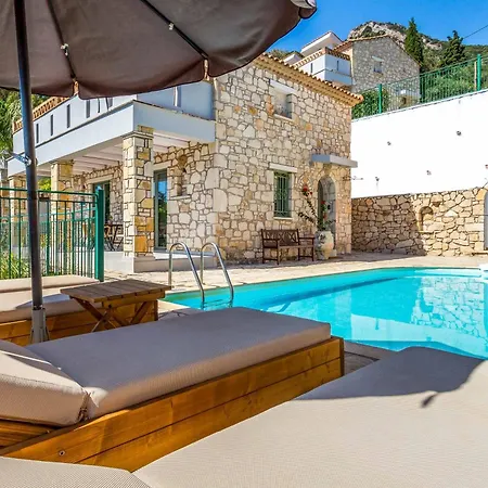 Villa Maria Vasilikos *